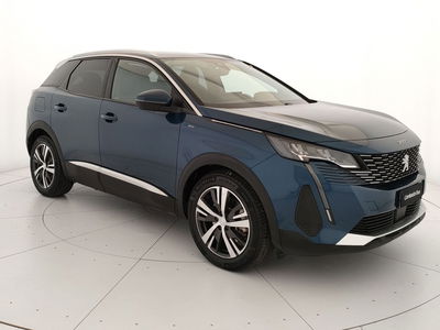 Peugeot 3008 Hybrid 225 e-EAT8 Allure Pack  del 2021 usata a Teverola