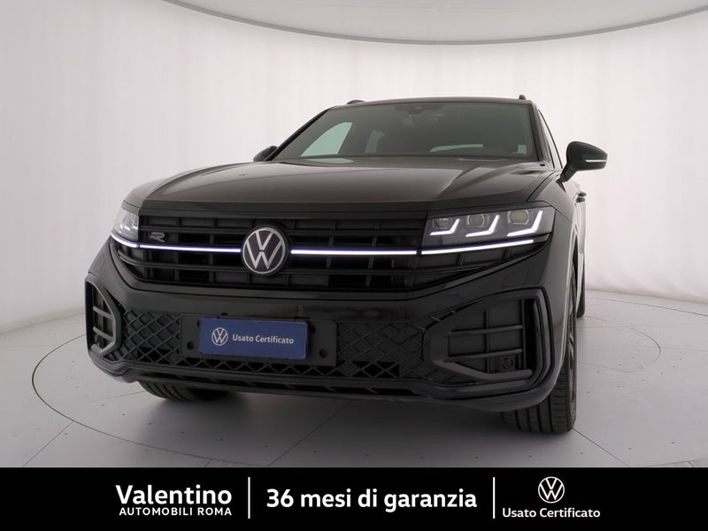 Volkswagen Touareg 3.0 V6 tdi scr R-Line 286cv auto del 2024 usata a Roma