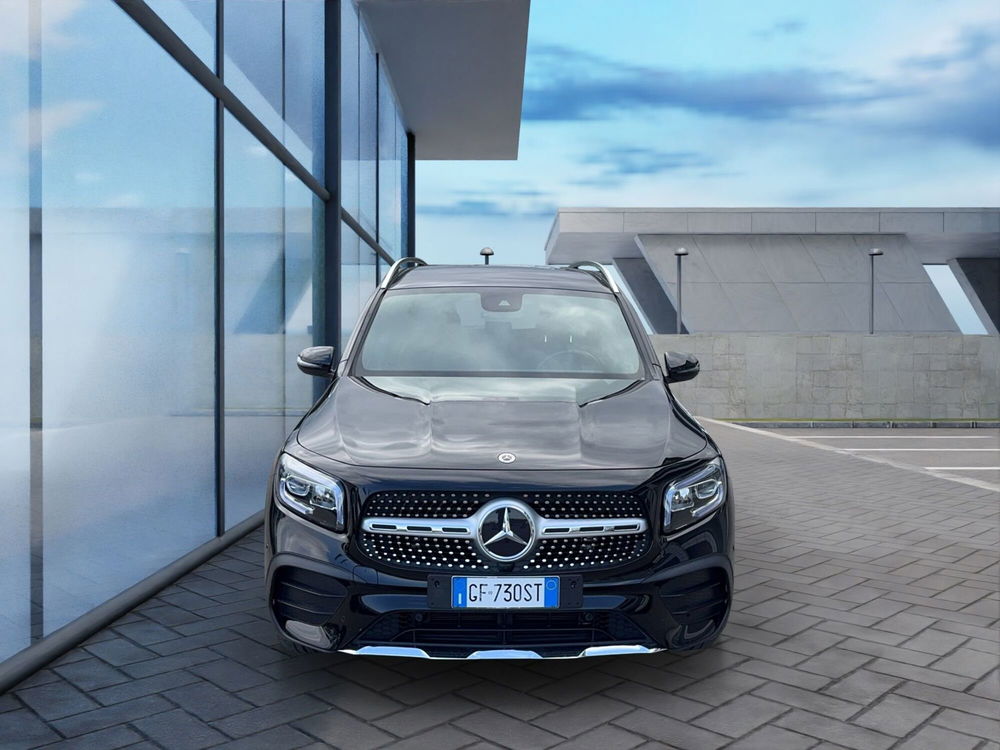 Mercedes-Benz GLB usata a Cosenza