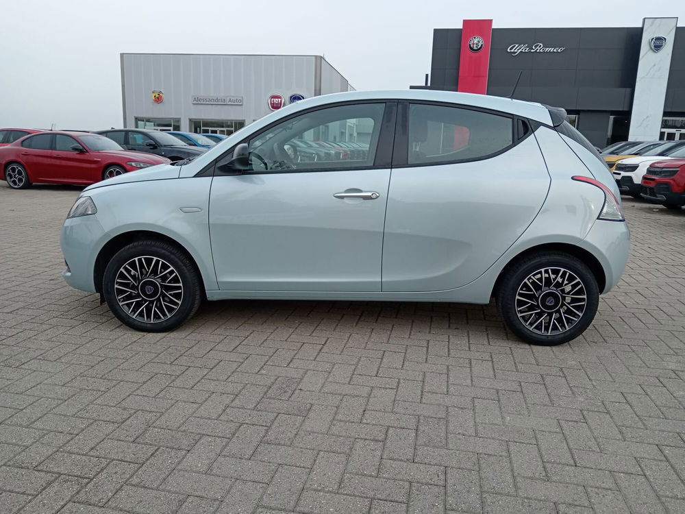 Lancia Ypsilon usata a Alessandria (9)