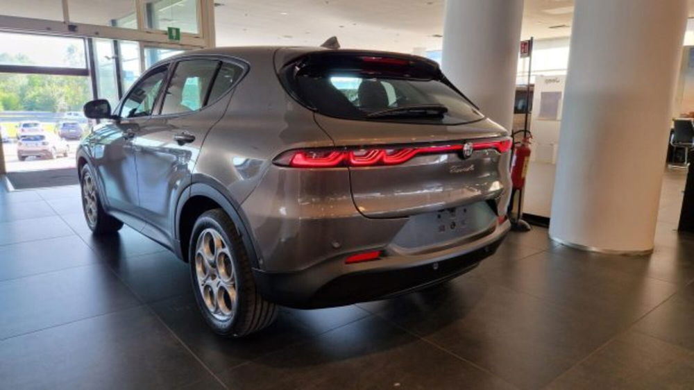 Alfa Romeo Tonale nuova a Modena (4)