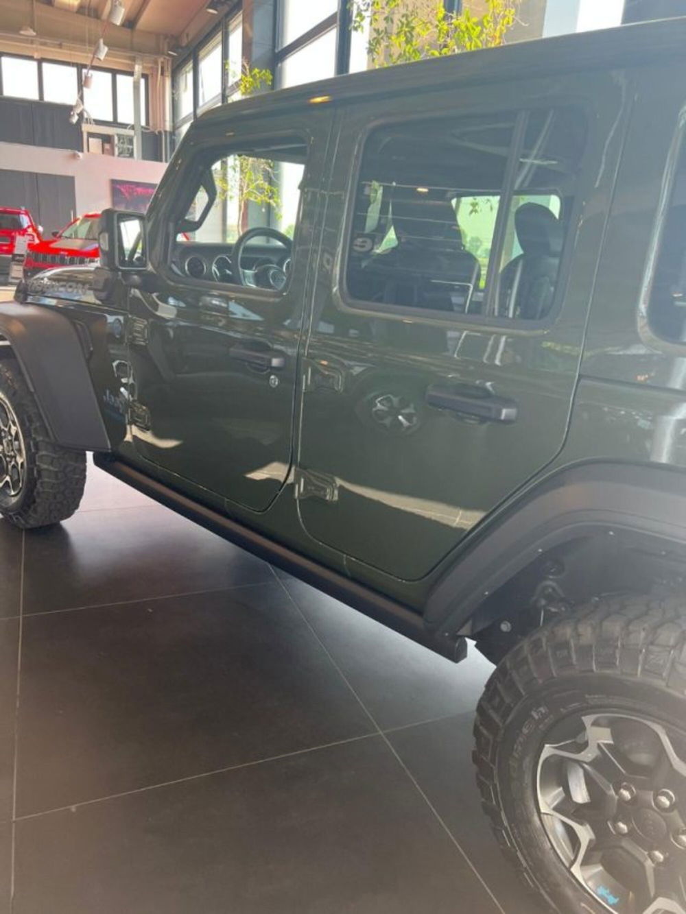 Jeep Wrangler Unlimited nuova a Modena (3)