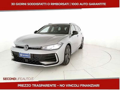 Volkswagen Passat 1.5 etsi act R-Line 150cv dsg nuova a San Giovanni Teatino