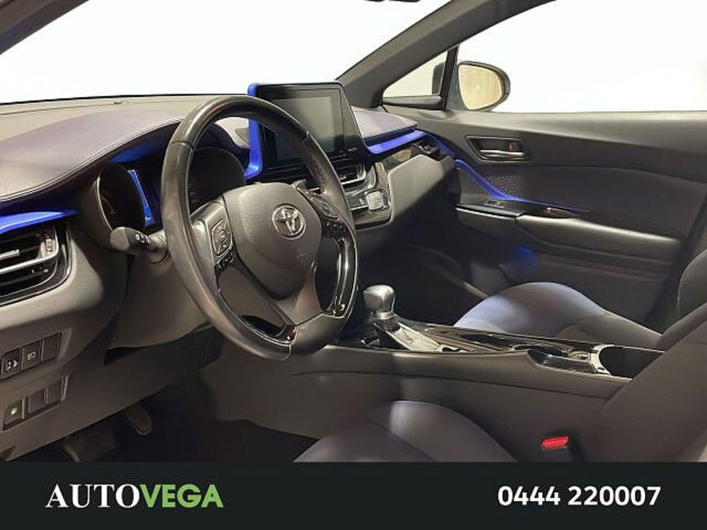 Toyota Toyota C-HR usata a Vicenza (7)