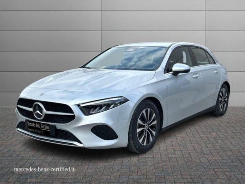 Mercedes-Benz Classe A 180 d Progressive Advanced Plus auto del 2023 usata a Manocalzati