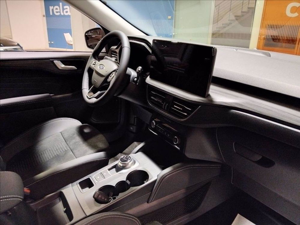 Ford Kuga nuova a Milano (9)