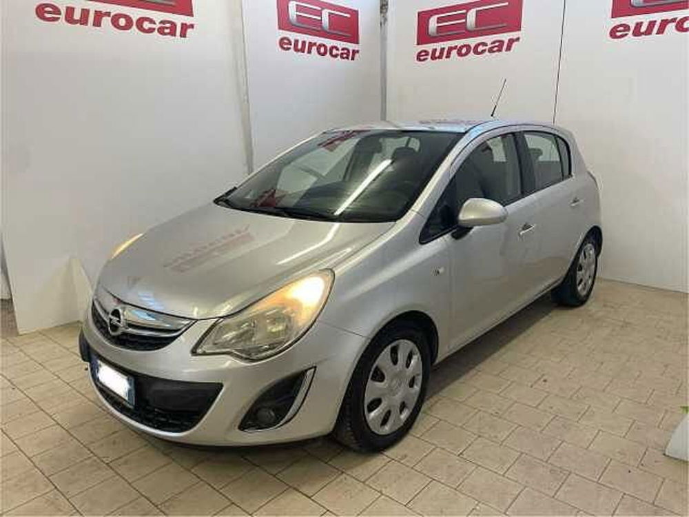 Opel Corsa usata a Napoli