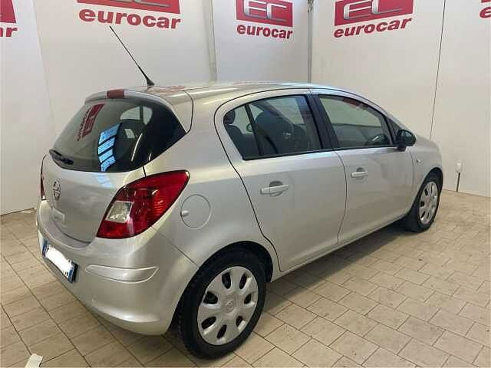 Opel Corsa usata a Napoli (4)