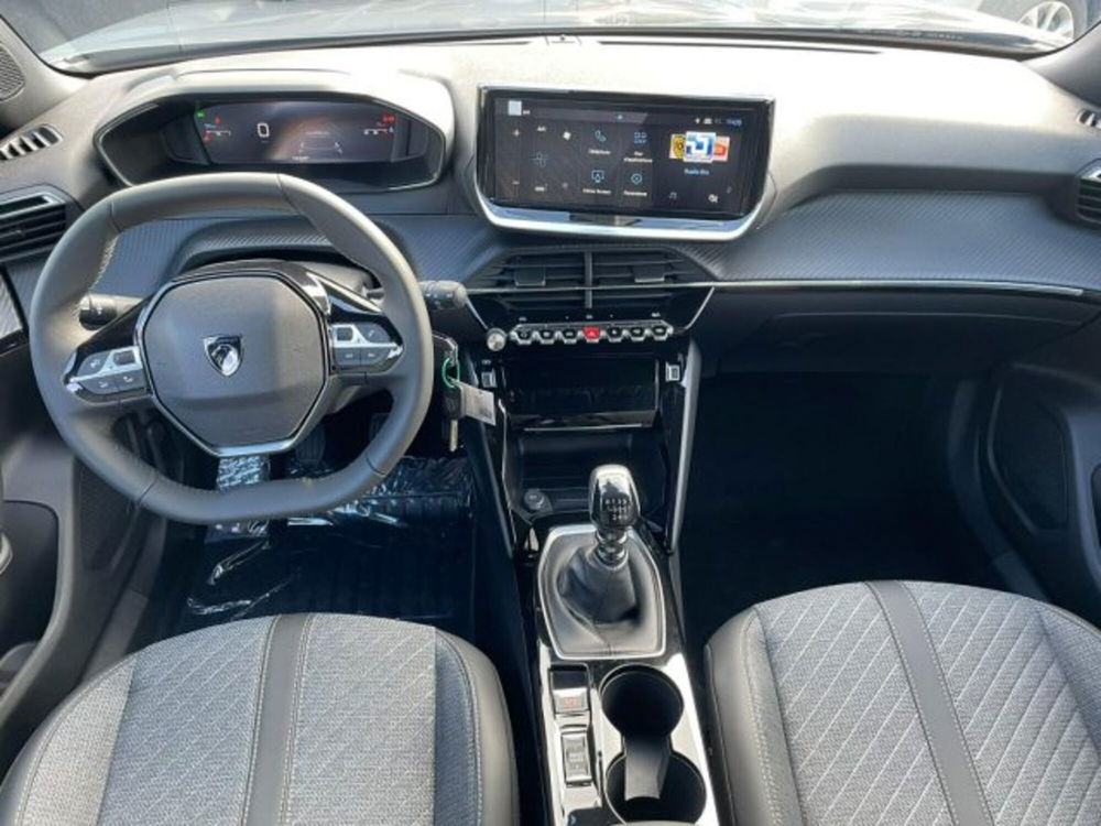 Peugeot 2008 nuova a Perugia (10)