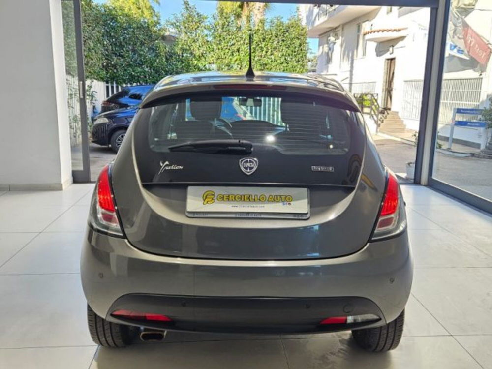 Lancia Ypsilon usata a Napoli (4)