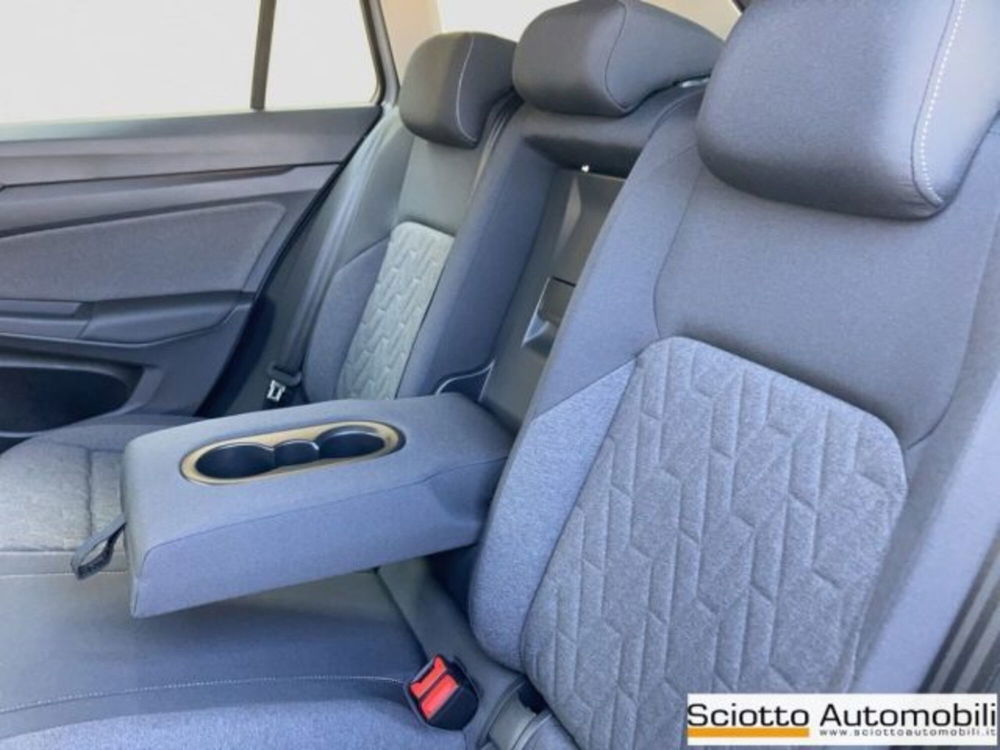 Volkswagen Golf Variant nuova a Messina (13)