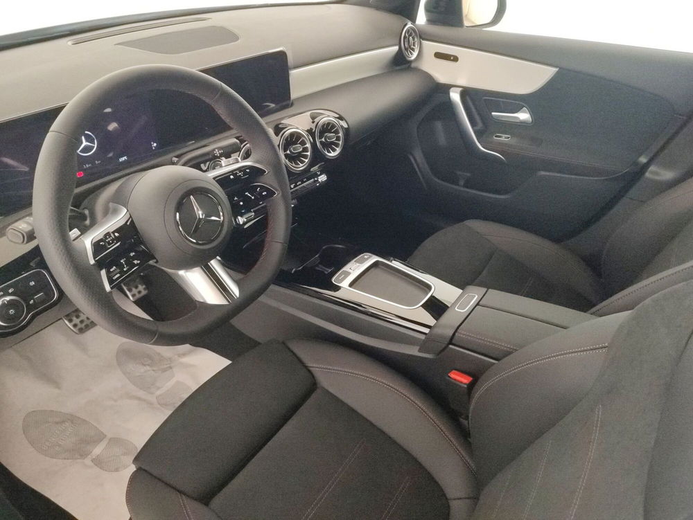 Mercedes-Benz Classe A nuova a Alessandria (6)