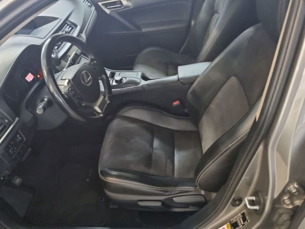 Lexus CT usata a Vicenza (18)