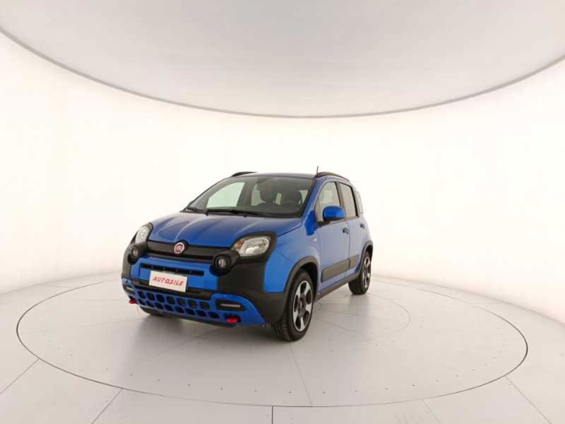 Fiat Panda Cross 1.0 firefly hybrid Cross s&amp;s 70cv 5p.ti del 2024 usata a Treviso