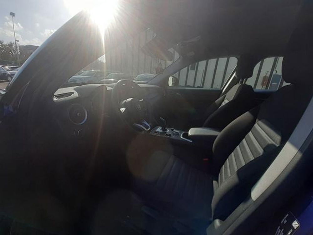 Alfa Romeo Stelvio usata a Firenze (11)