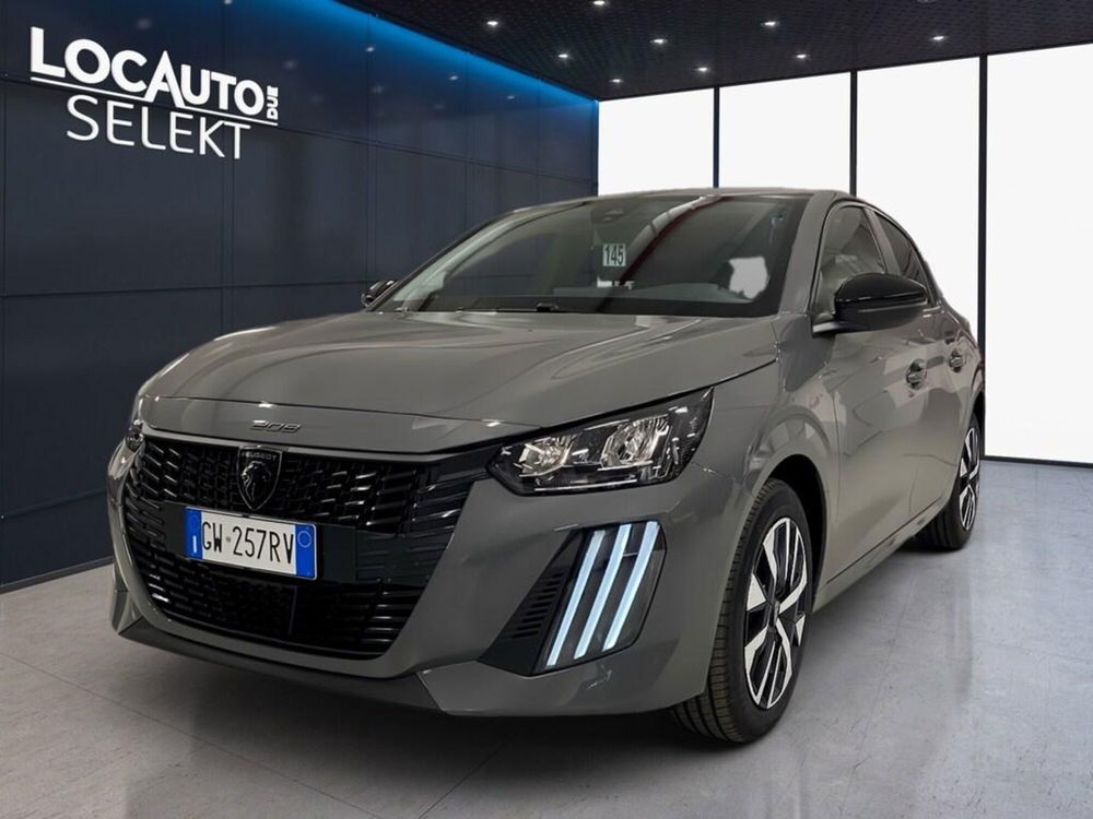 Peugeot 208 nuova a Torino