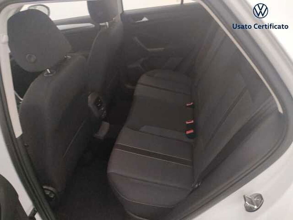 Volkswagen T-Roc usata a Varese (11)