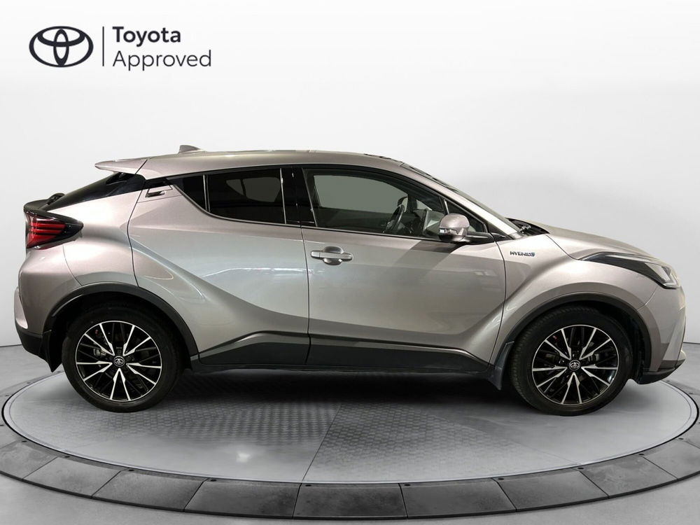 Toyota Toyota C-HR usata a Milano (15)