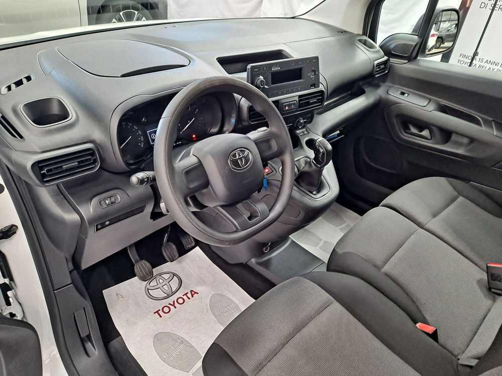 Toyota Proace City usata a Roma (13)