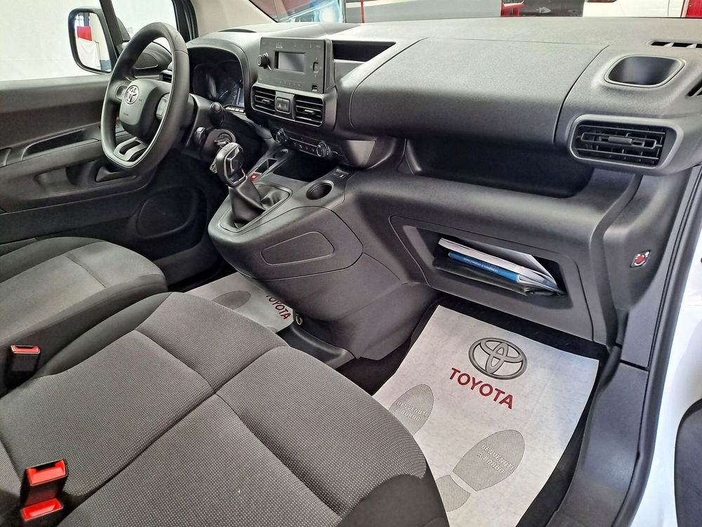 Toyota Proace City usata a Roma (7)