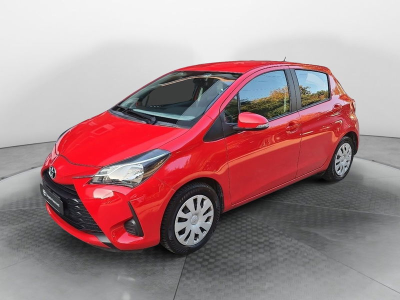 Toyota Yaris 1.0 5 porte Active  del 2017 usata a San Lazzaro di Savena