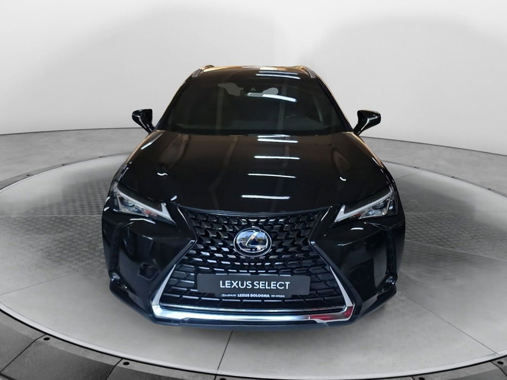 Lexus UX usata a Bologna