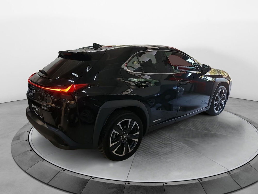 Lexus UX usata a Bologna (6)