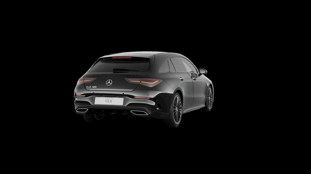 Mercedes-Benz CLA Shooting Brake nuova a Milano (4)