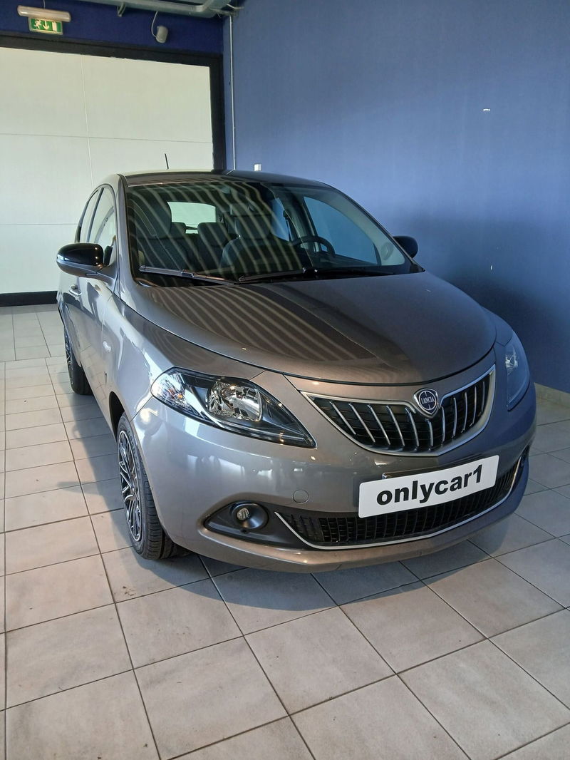 Lancia Ypsilon 1.2 69 CV 5 porte GPL Gold Plus del 2023 usata a Ferrara