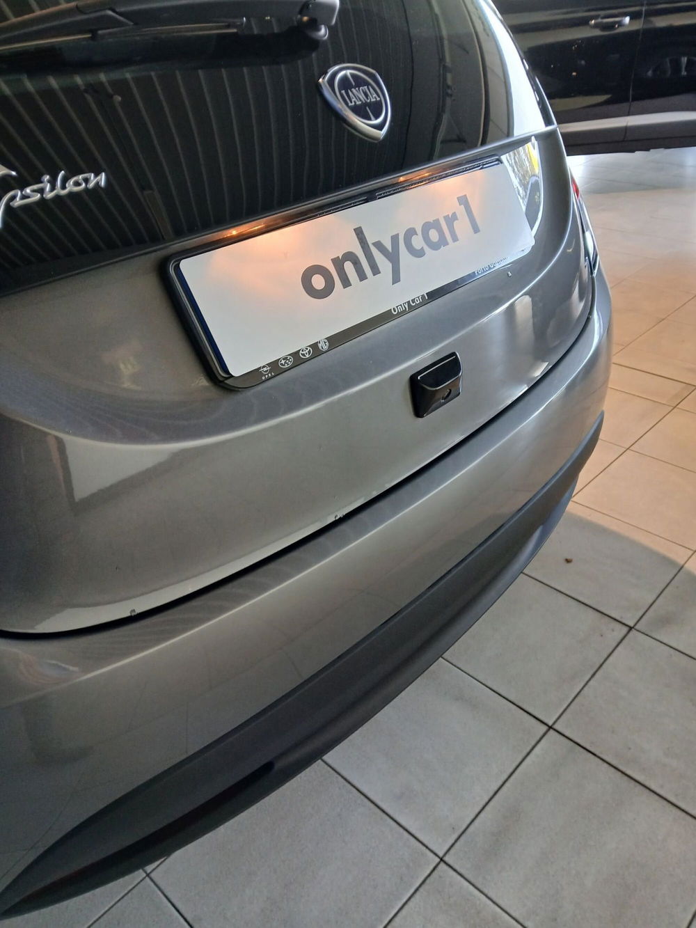 Lancia Ypsilon usata a Ferrara (11)