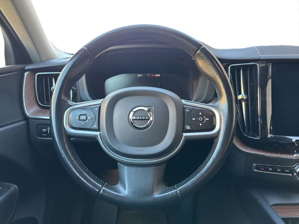 Volvo XC60 usata a Pordenone (17)