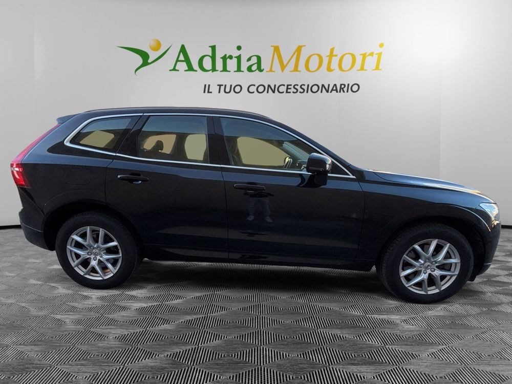 Volvo XC60 usata a Pordenone (6)