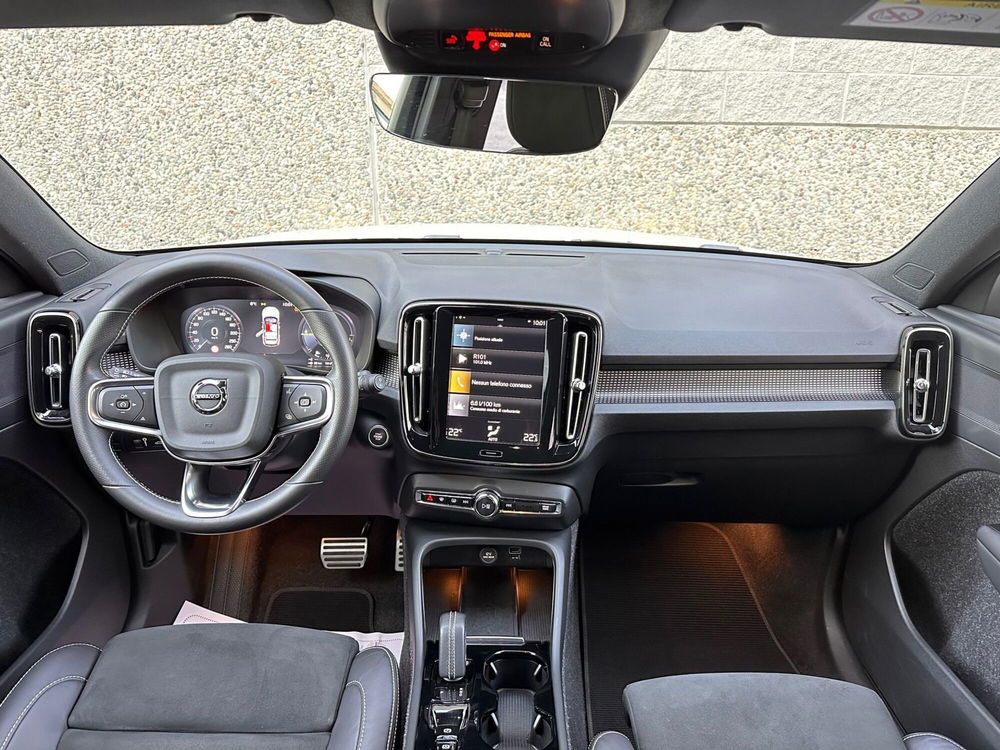 Volvo XC40 usata a Bergamo (4)