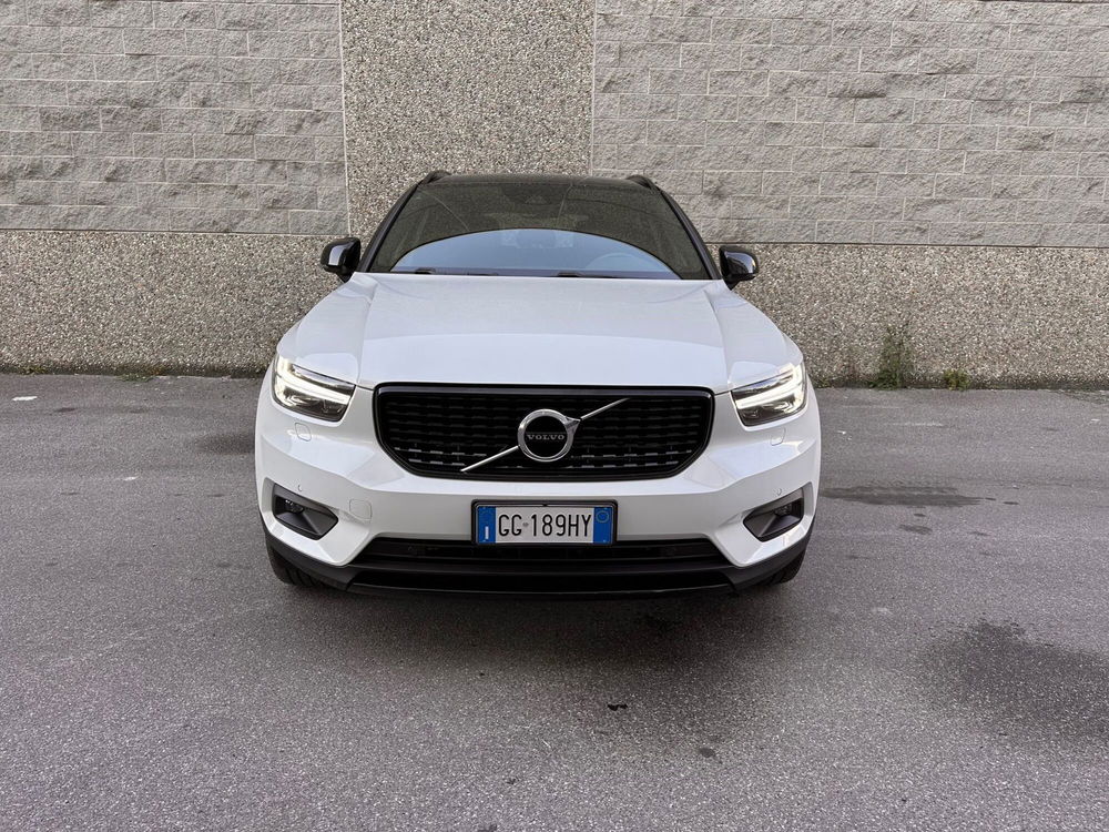 Volvo XC40 usata a Bergamo (9)