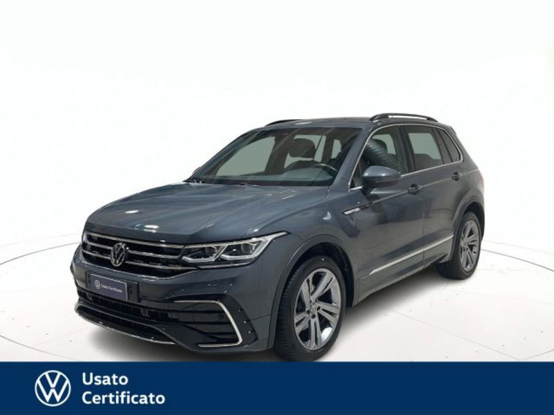 Volkswagen Tiguan Allspace 2.0 tdi R-Line 150cv dsg del 2023 usata a Arzignano