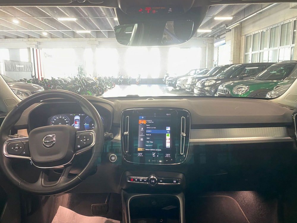 Volvo XC40 usata a Milano (16)