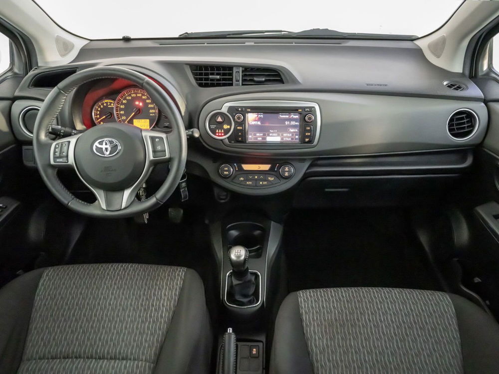 Toyota Yaris usata a Foggia (8)