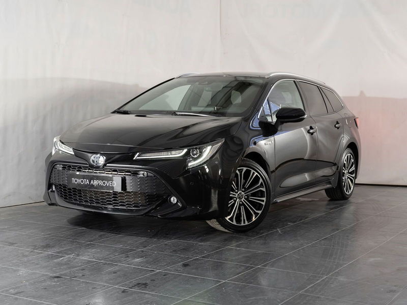 Toyota Corolla 2.0 Hybrid Style  del 2019 usata a San Severo