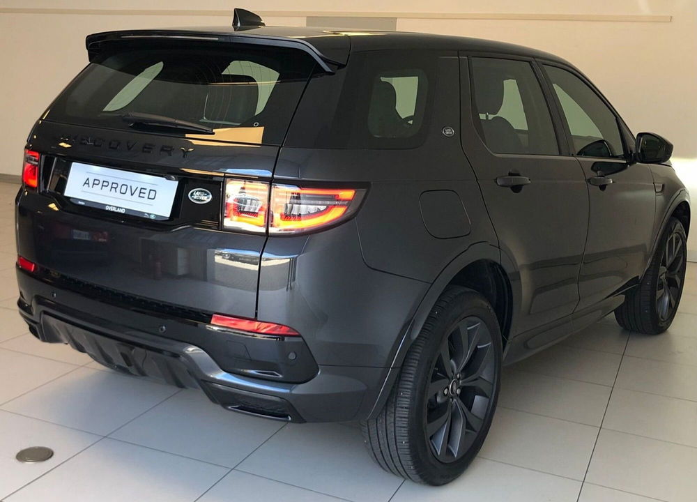 Land Rover Discovery Sport usata a Ferrara (2)