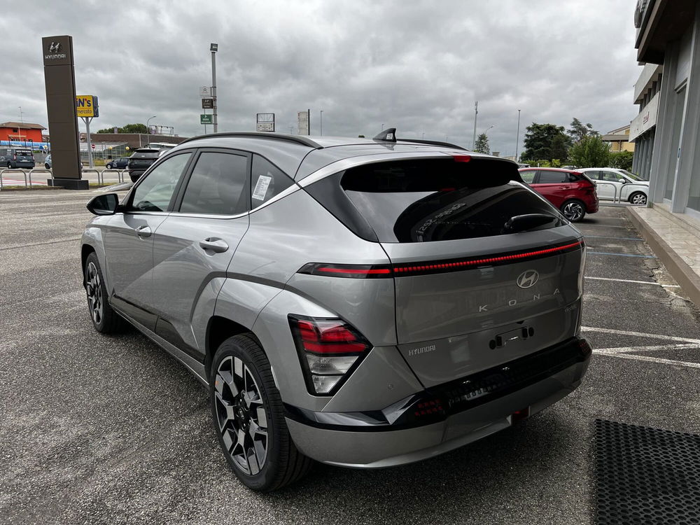 Hyundai Kona nuova a Vercelli (3)