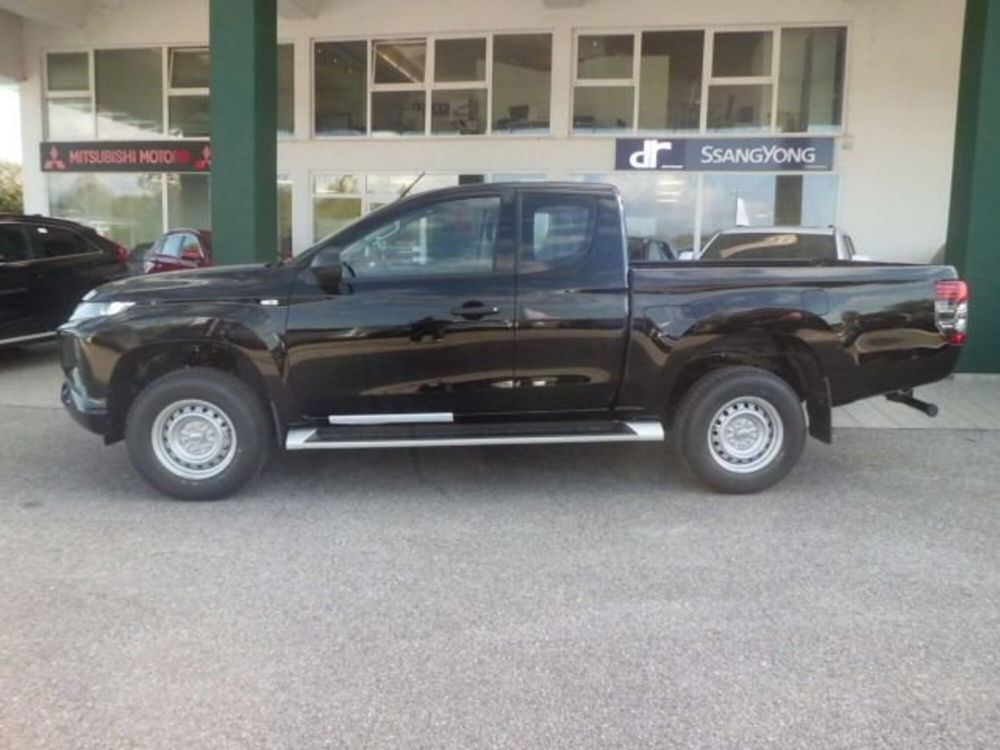 Mitsubishi L200 nuova a Pordenone (2)