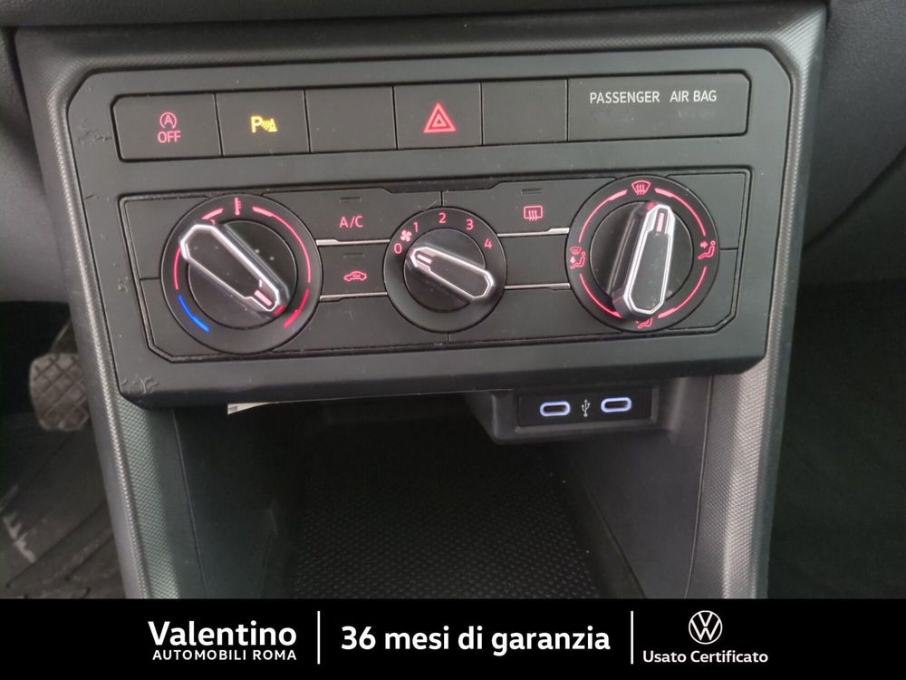 Volkswagen T-Cross usata a Roma (16)