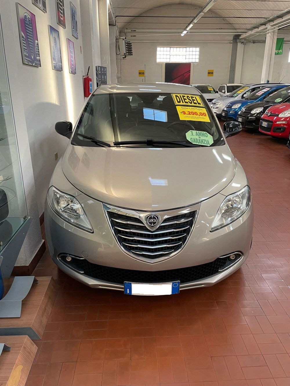 Lancia Ypsilon usata a Lucca (2)