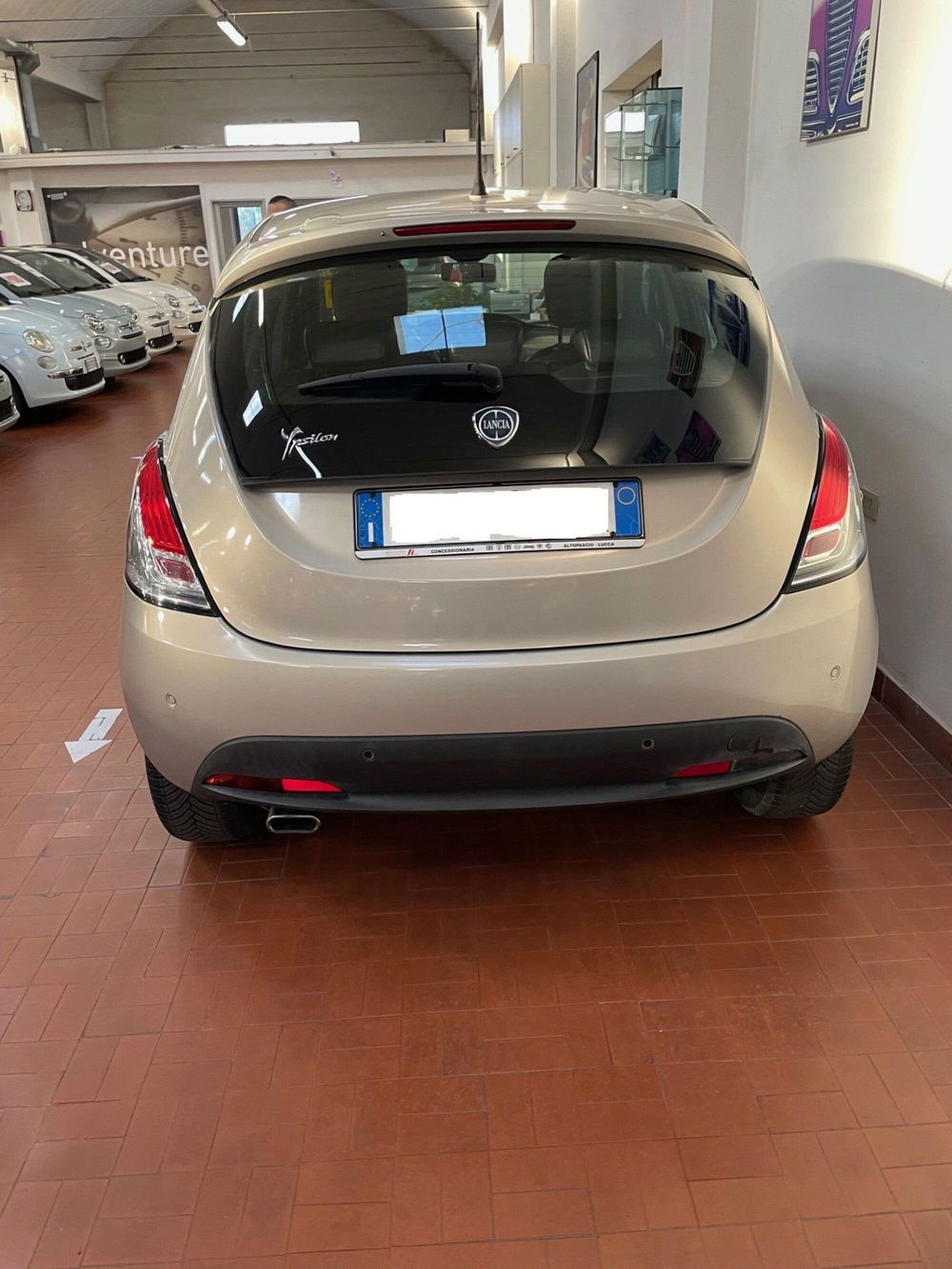 Lancia Ypsilon usata a Lucca (5)