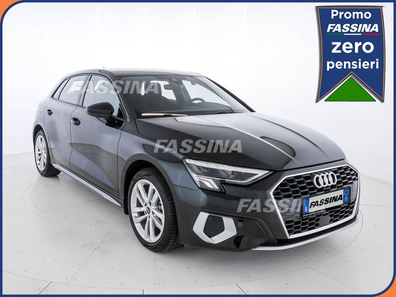 Audi A3 Sportback 35 TFSI S tronic Business Advanced del 2023 usata a Milano