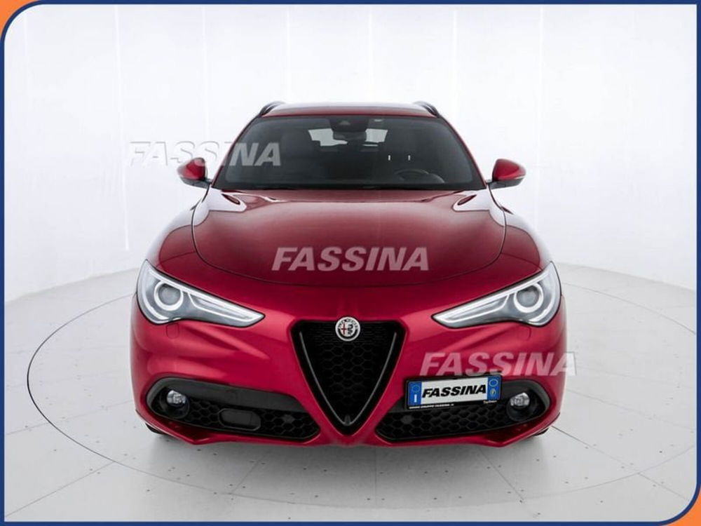 Alfa Romeo Stelvio usata a Milano (2)