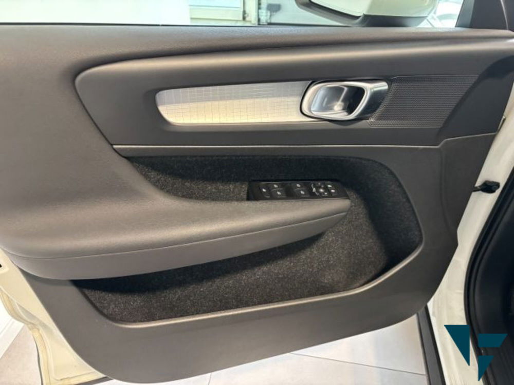 Volvo XC40 usata a Treviso (9)