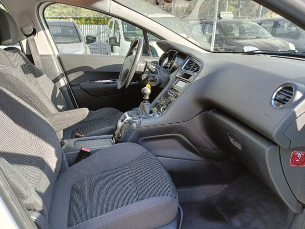 Peugeot 5008 usata a Brescia (16)