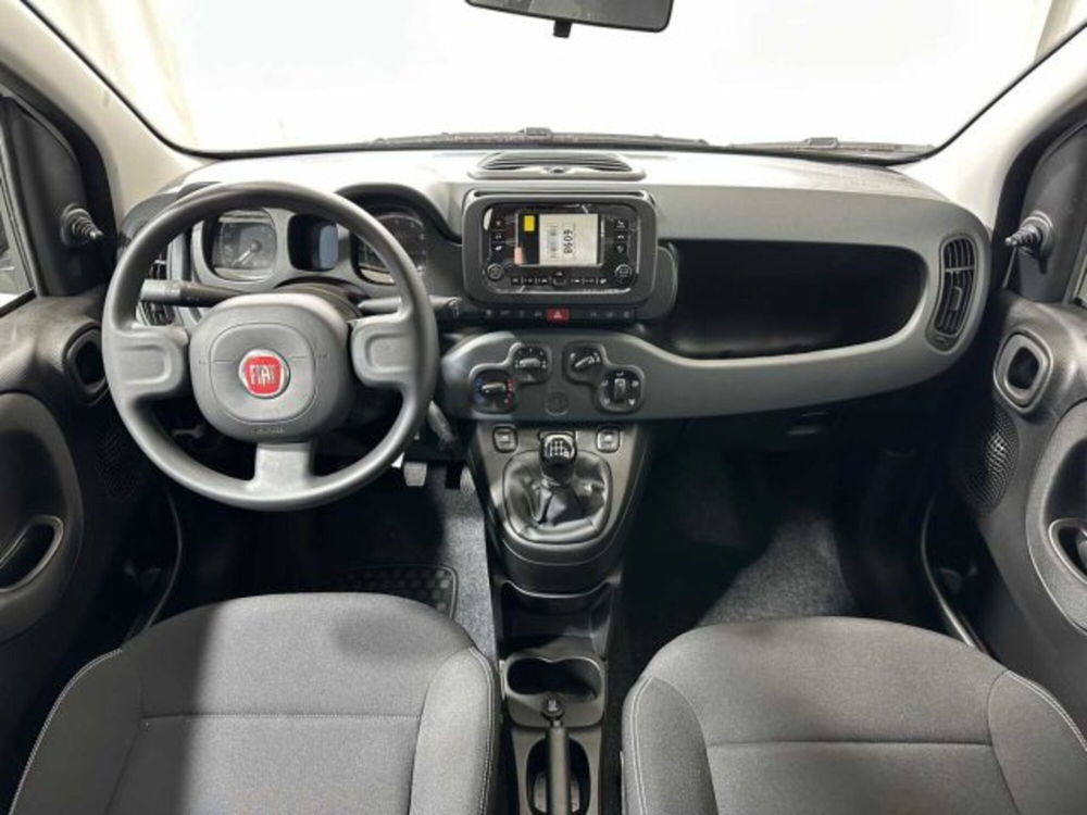 Fiat Panda nuova a Sondrio (12)