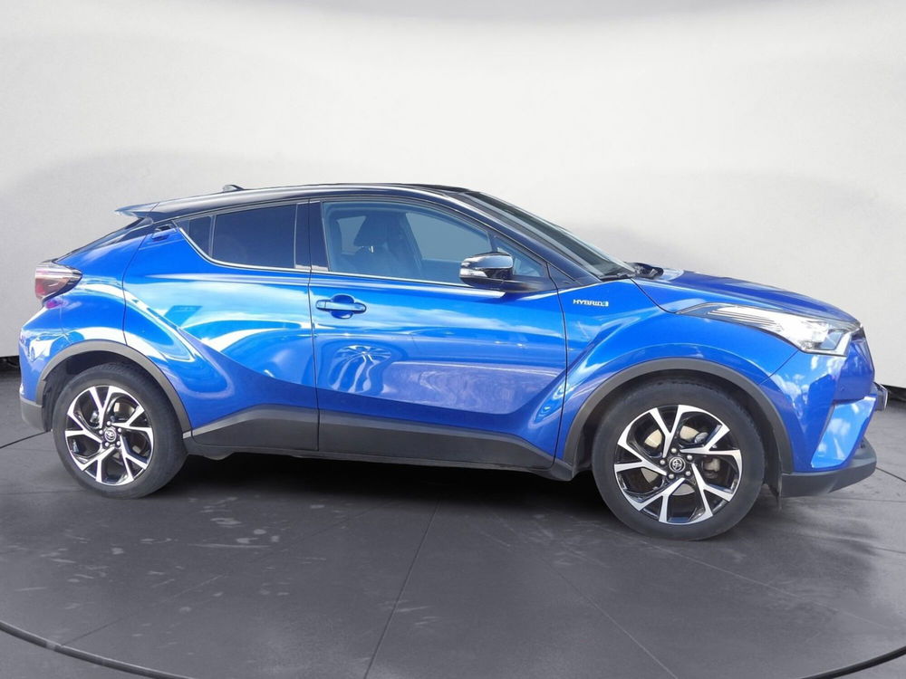 Toyota Toyota C-HR usata a Catania (4)